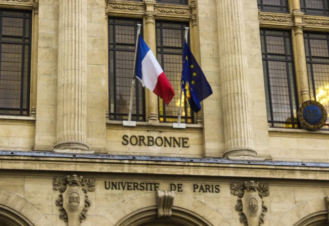 聚趣留学：2026泰晤士全球就业力排名发布，法国 18 所高校强势上榜！