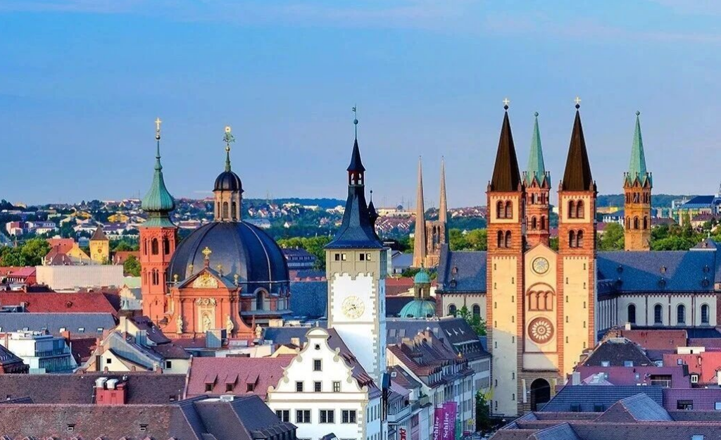 聚趣留学：为什么聪明人放弃英美，选德国双元制？护理生0学费+高薪就业的底层逻辑