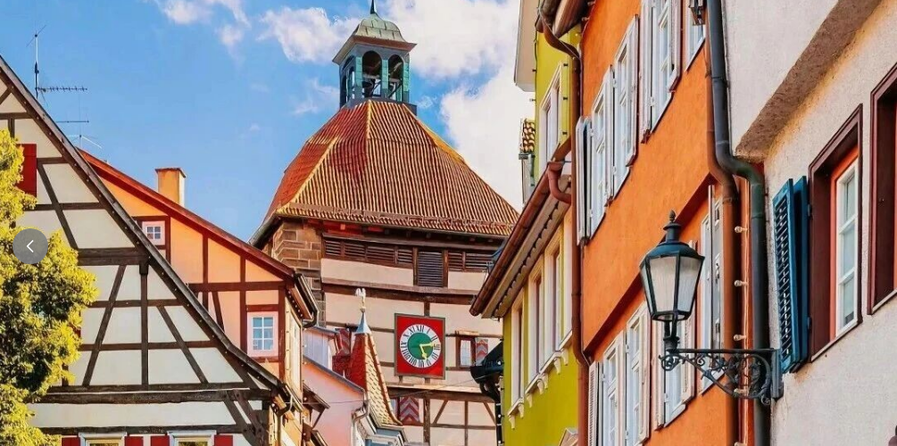 聚趣留学：高考没考好？预算不够？德国双元制：免学费+带薪培训+移民捷径！