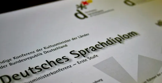 聚趣留学：想赴德留学？这份 DSD 德语考试全攻略，帮你打通升学路！