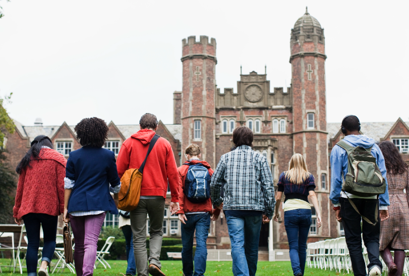 聚趣留学：《中国出国留学蓝皮书2025》重磅发布：留学版图重构，多元选择时代来临